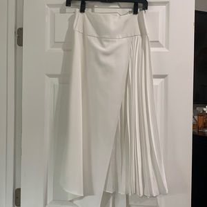 Alice + Olivia White skirt